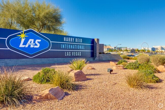 Harry Reid International Airport serves Paradise Valley East, NV.