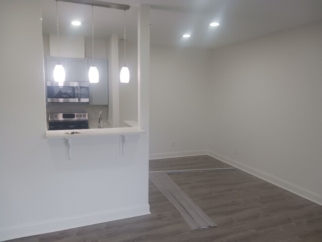 601 E Burgess Rd unit C3, Pensacola, FL 32504 - photo 4