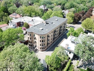 11 S Summit Ct Unit 11, Saint Paul, MN 55102