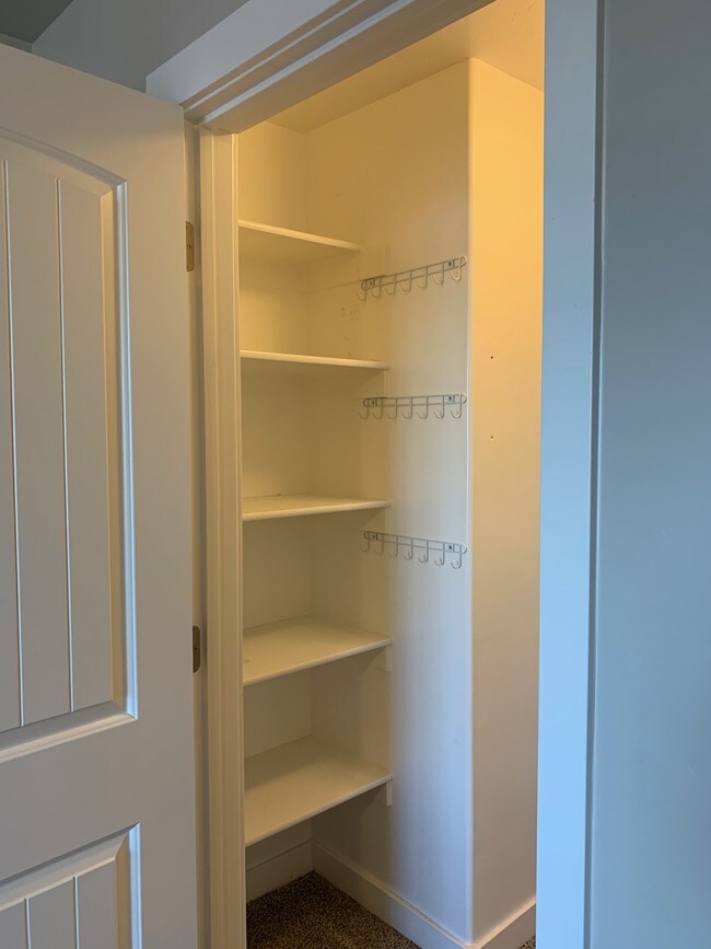 Walk-in Closet