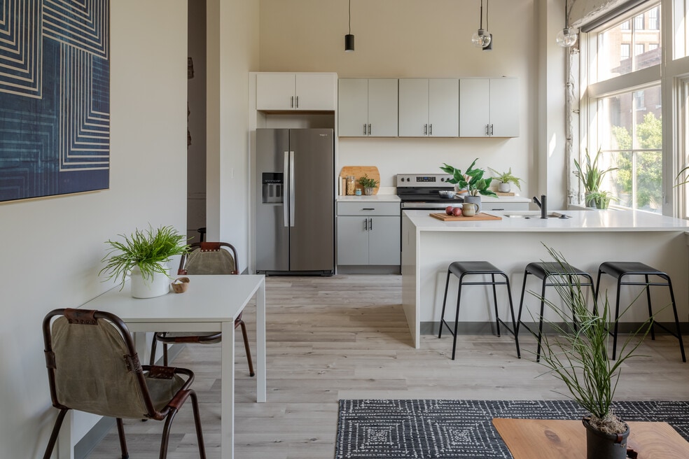 The 22 Apartments, Saint Louis, MO 63103 - photo 1