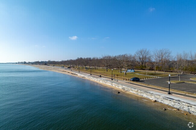 Seaside Park in the South End neighborhood offers truly stunning views of the harbor.