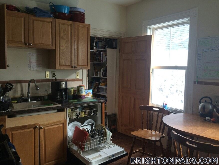 675 Washington St unit 1, Brighton, MA 02135 - photo 1