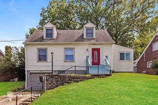 2700 Powell Dr, Cincinnati, OH 45211