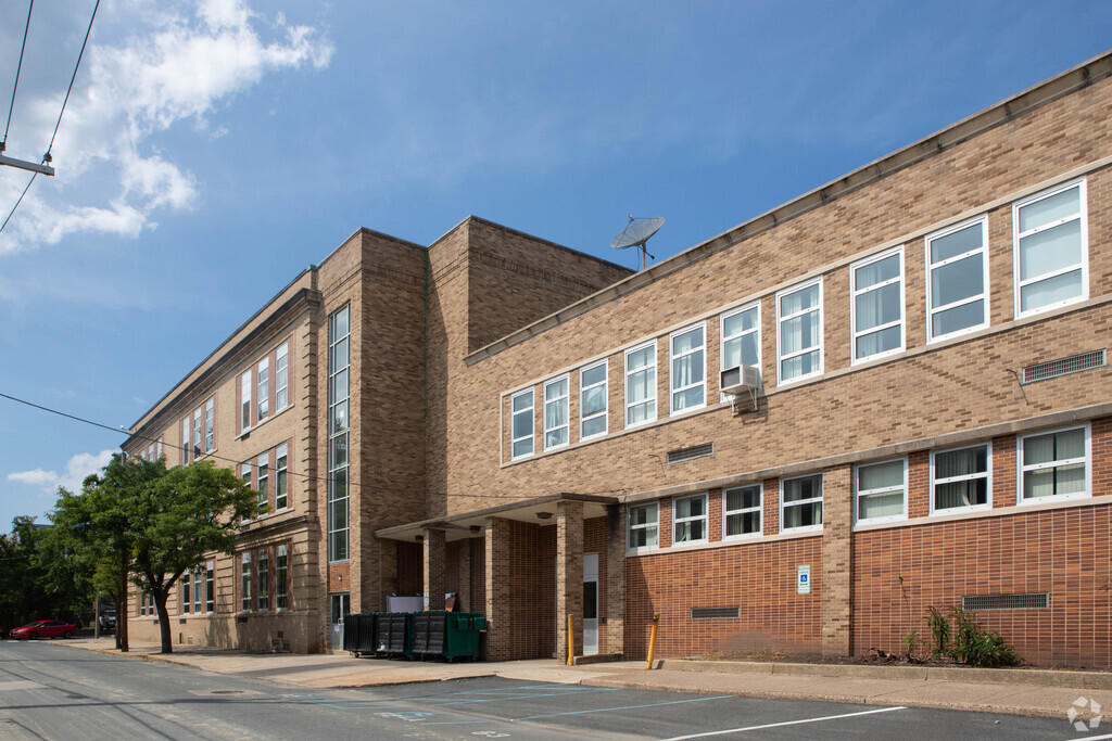 The Bancroft School provides a public education in Downtown Wilmington.