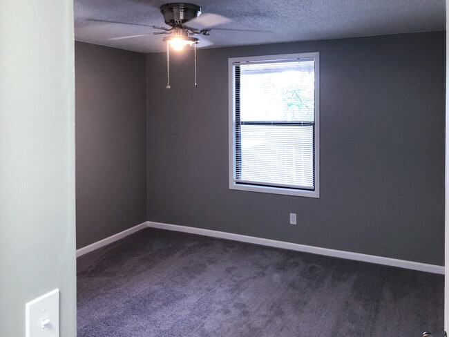 Camellia Court, Columbus, OH 43207 - photo 5