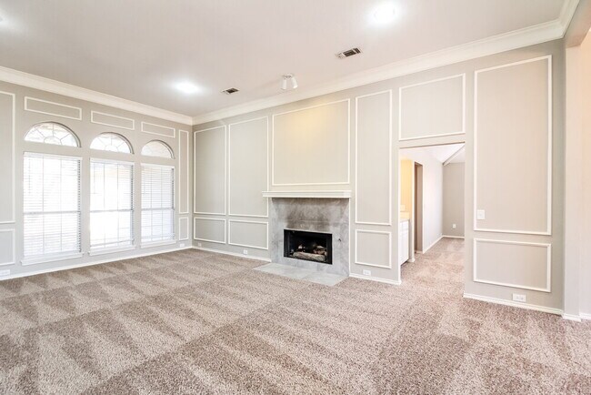 317 N Fountain Gate Dr, Allen, TX 75002 - photo 2