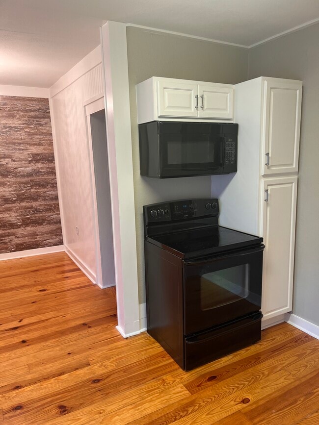 710 W Canal St unit B, Picayune, MS 39466 - photo 7