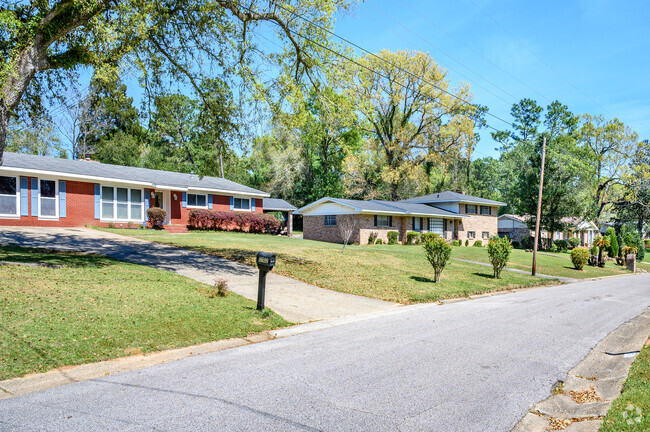 Overlook is a wonderful neighborhood to live, work, and play.