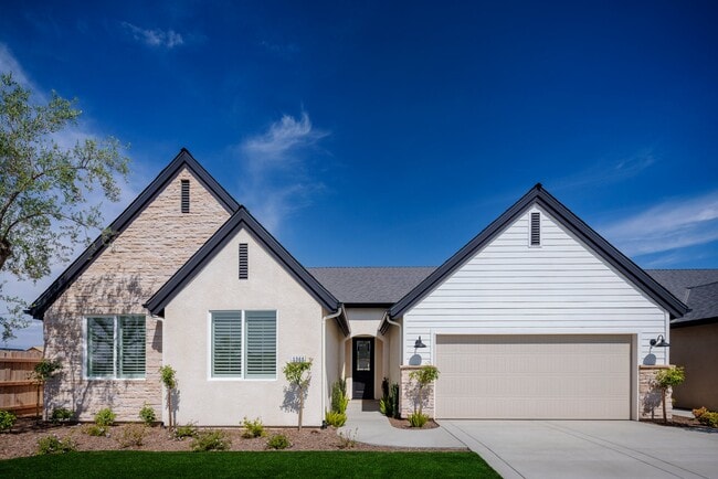 2263 W Santa Maria Ct, Porterville, CA 93257 - photo 4