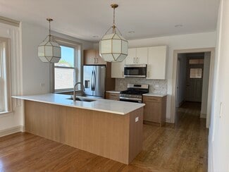 531-539 Hinman Ave, Evanston, IL 60202