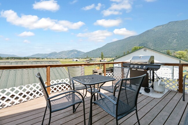 228 Jensen Rd unit . B, Columbia Falls, MT 59912 - photo 7