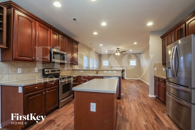 4505 Lawrence Daniel Dr, Matthews, NC 28104 - photo 7