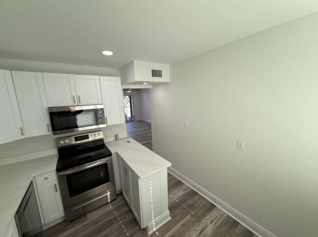 2209 Belleair Rd unit C33, Clearwater, FL 33764 - photo 5