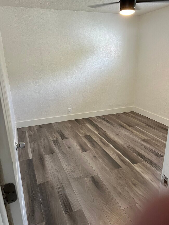 1017 NW 3rd Ave unit 1, Hallandale Beach, FL 33009 - photo 5