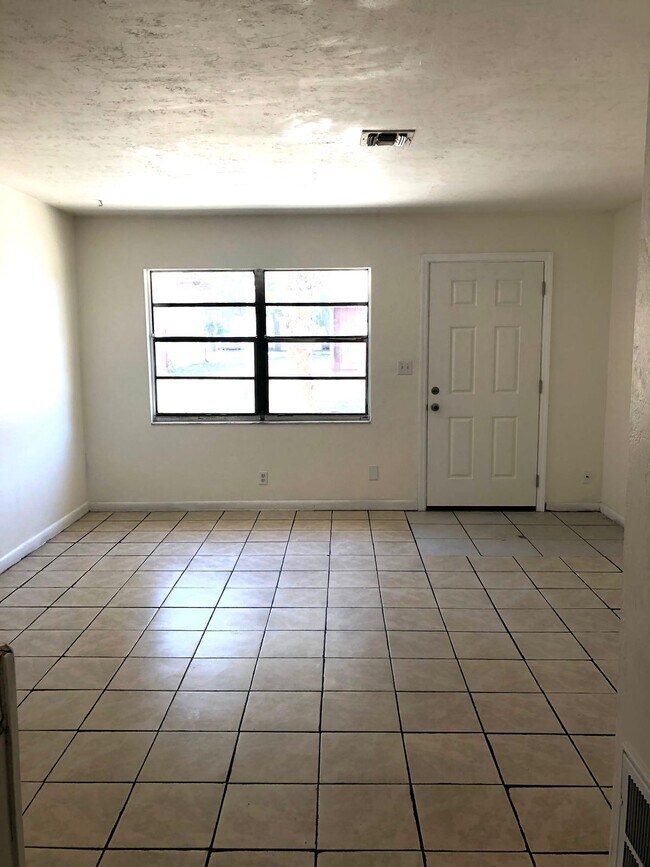 27 NW 21st Place Unit 29, Ocala, FL 34475