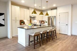 5505 W Northgate Rd, Rogers, AR 72758