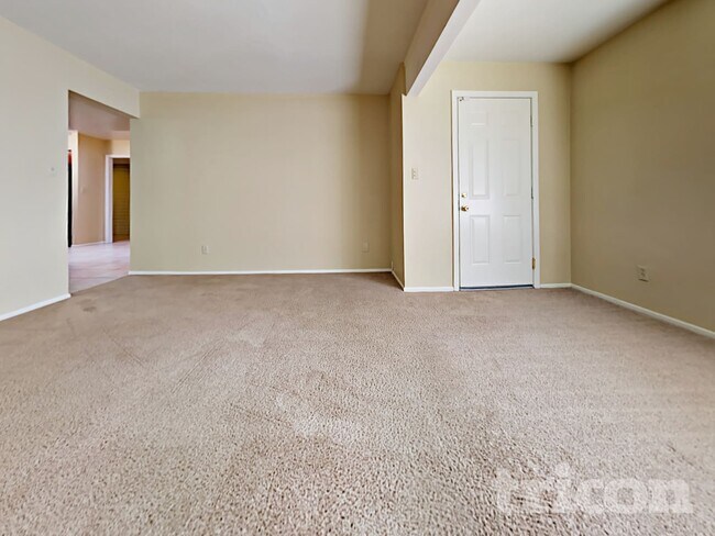 4127 W Mission Ln, Phoenix, AZ 85051 - photo 7