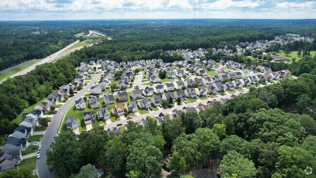 This is an overview of the homes found in Walnut Creek.