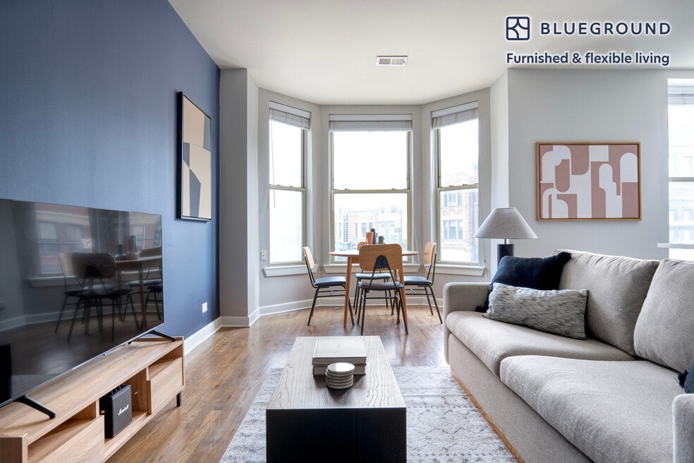 911 W School St unit FL1-ID944, Chicago, IL 60657 - photo 1