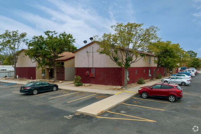 Yucca Flats Apartments, Carlsbad, NM 88220 - photo 7