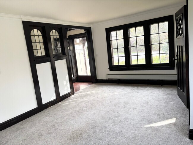 708 Rock Beach Rd unit South, Rochester, NY 14617 - photo 2