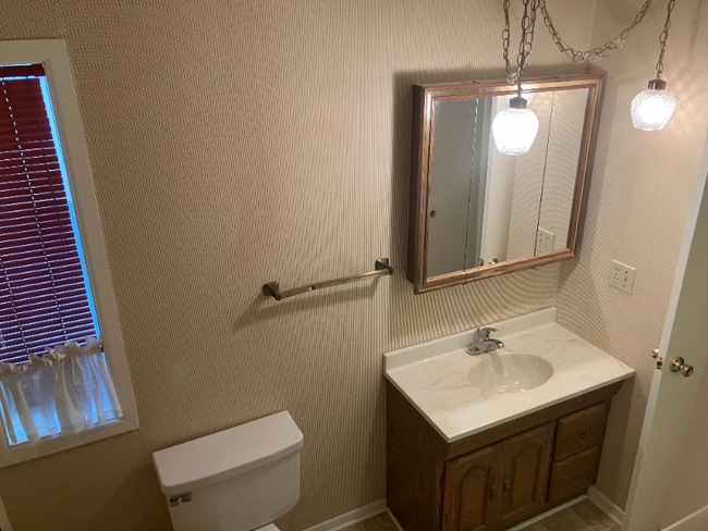 811 NW B St, Blue Springs, MO 64015 - photo 6