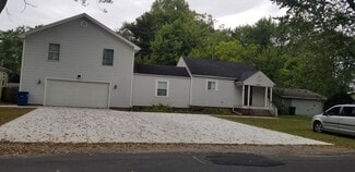 2241 Vaness Dr, Toledo, OH 43615
