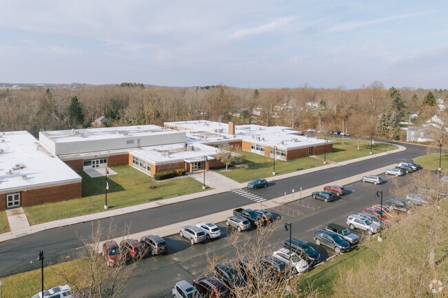 Waterman Elementary School in Skaneateles is located on 55 East Street.