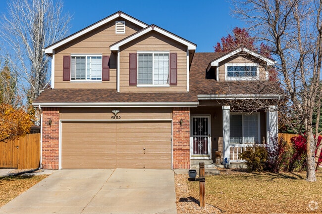 Most of the Craftsman-style homes in Willow Park have covered front porches.