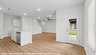 1963 Larkspur St, Springdale, AR 72764