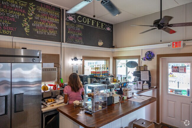 Redeye Coffee House serves Willards locals breakfast and lunch sandwiches.