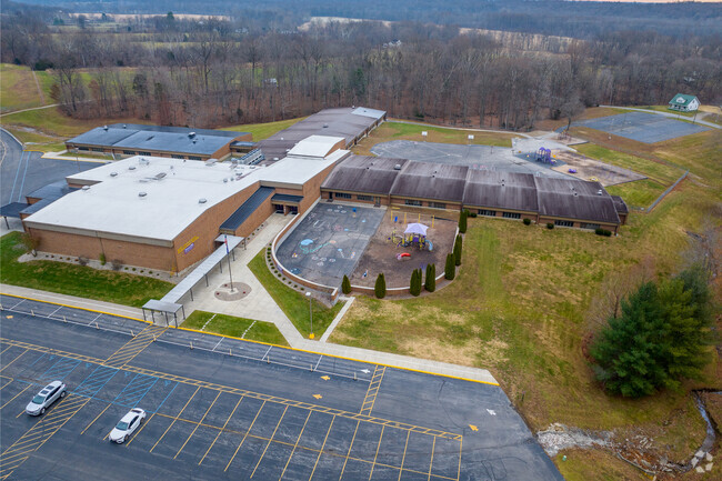 Niche ranks East Washington Elementary teachers as the 553rd best in the state.