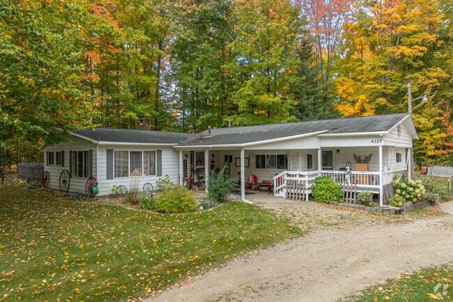 Ranch-style homes are popular in the Manistee Lake neighborhood.