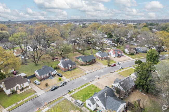 Binghampton is a very centrally located neighborhood.