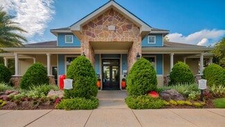 19000 Oak Rd W, Gulf Shores, AL 36542