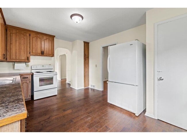 120 2nd St N, Delano, MN 55328 - photo 3