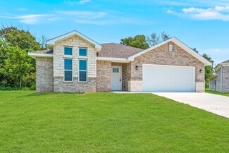 3503 N Wiley Dr, Siloam Springs, AR 72761