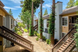 5341 Walnut Ave, Sacramento, CA 95841