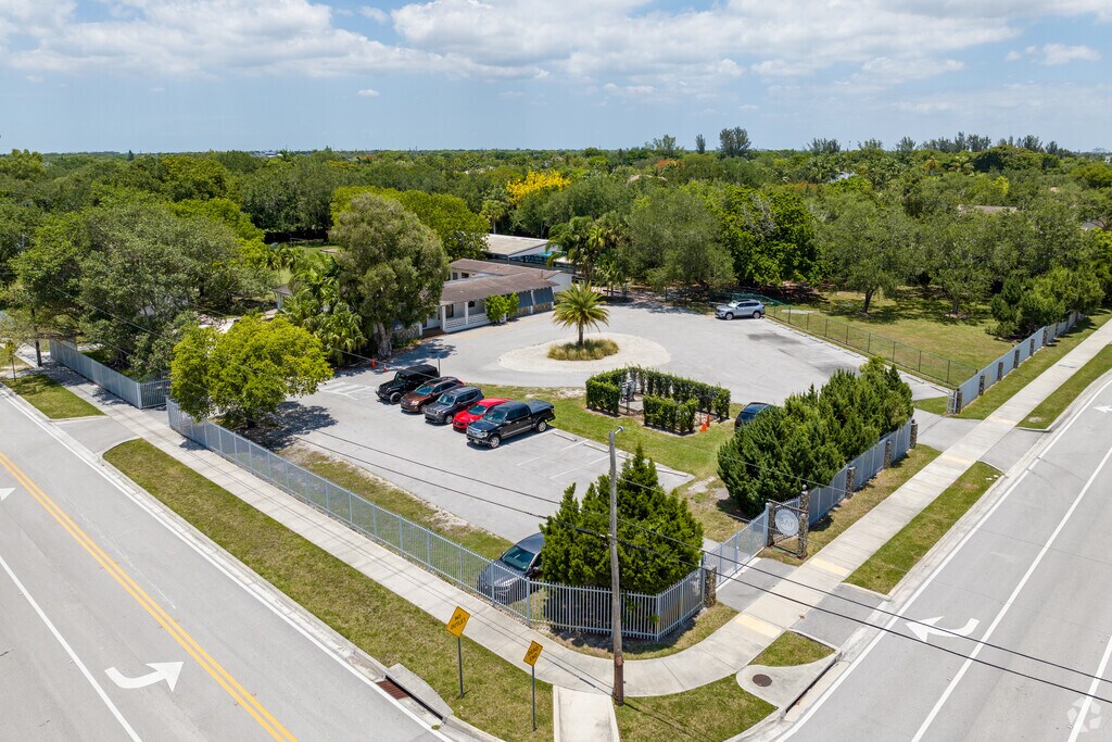 Somerset Academy Bay