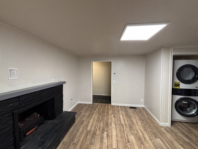 1137 NW Dixon St unit BED-1.6, Corvallis, OR 97330 - photo 4