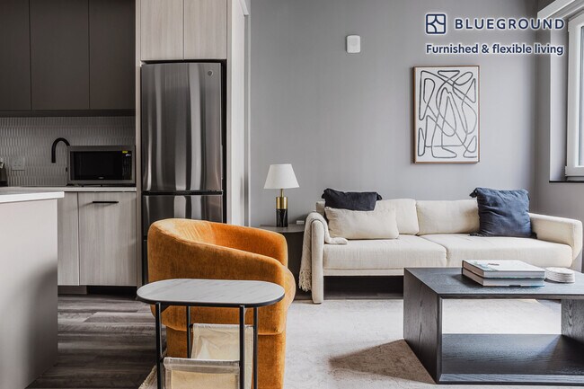 1313 L St NW unit FL3-ID939, Washington, DC 20005 - photo 2