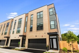 5424 Old Orchard Rd, Skokie, IL 60077