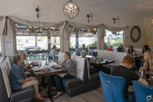 Sunbrook features a variety of cafes and restaurants.