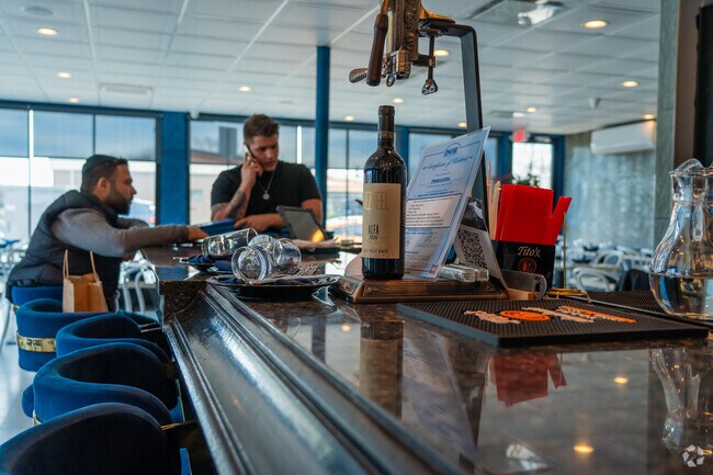 La Primavera in Deal, NJ offers delicious Kosher, Mediterranean Cuisine.