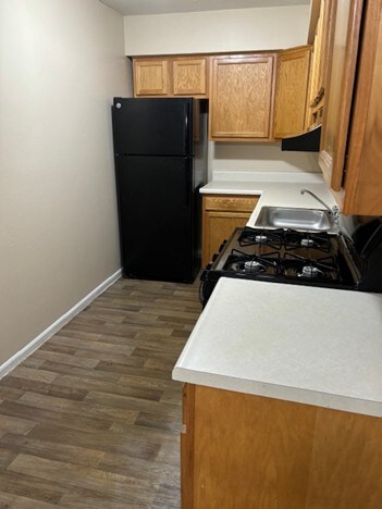 5123 Ryan Rd unit 5-32, Toledo, OH 43614 - photo 2