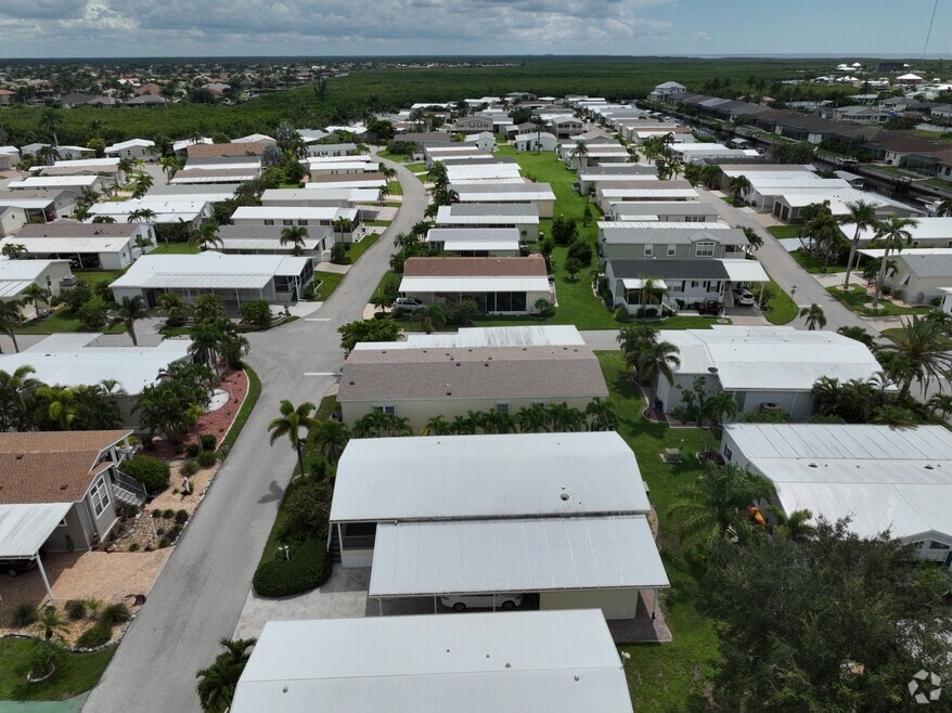 22 Freeman Ave, Punta Gorda, FL 33950 - photo 2