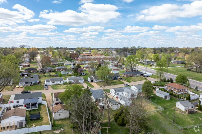 Green Park is a primarily residential neighborhood surrounded by amenities.