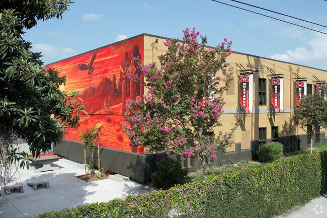 Maple Elementary School belongs to the Fullerton School District.