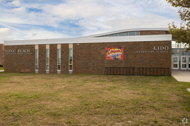 Lido Elementary School and the Pre K Center in Lido Beach is  next to Long Beach Middle School.